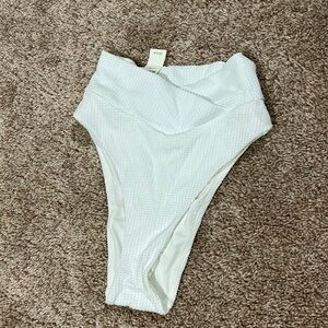NEW WITH TAGS white high waisted crossover bikini bottoms